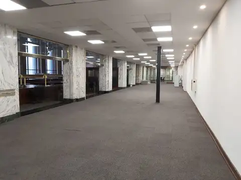 Local en Alquiler 100 años