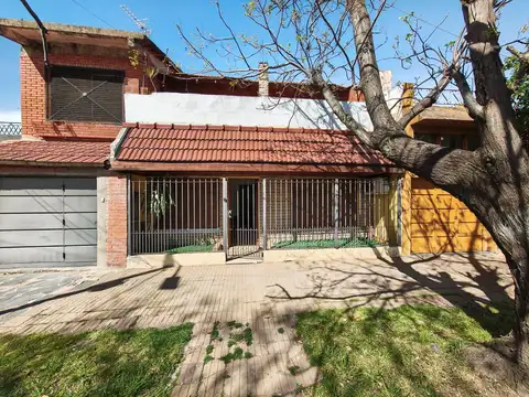 DEPTO. TIPO CASA EN PLANTA BAJA