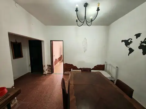 Depto Tipo Casa en Alquiler en Banfield, $ 650.000