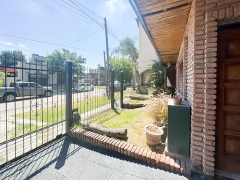 CASA - 3 AMBIENTES