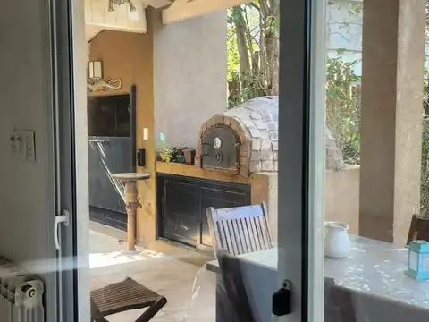 Casa en alquiler en Loma Verde.