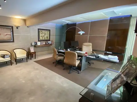 Edificio Comercial en Mendoza