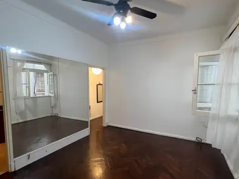 VENTA departamento 2 Ambientes Colegiales