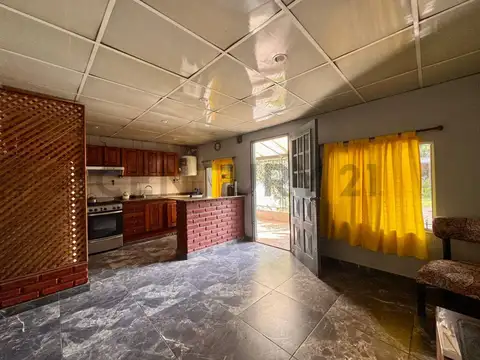 Casa 4 ambientes con 3 baños