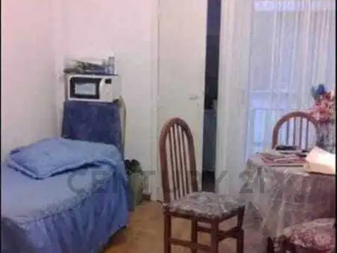 Varela 300, Piso 3