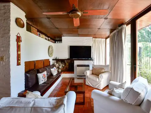 Calle 21 entre 471 y 472 400