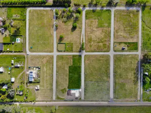 Terreno En Lomas De Manzanares . Excelente Oportunidad Barrio Semi Cerrado