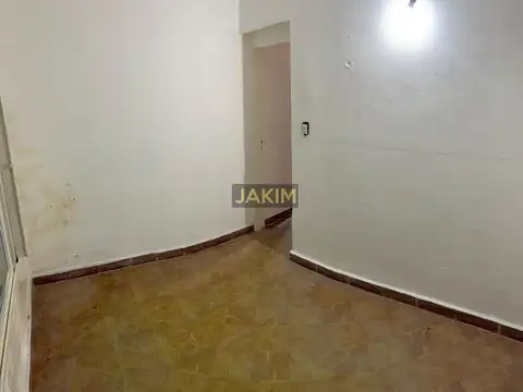 Depto Tipo Casa en Alquiler en Martín Coronado, $ 600.000