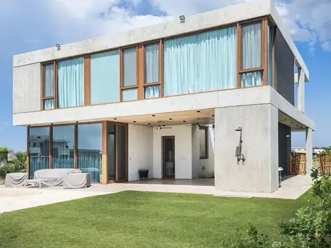 Casa en Venta en San Sebastian, USD 530.000