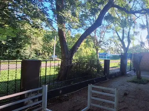 Venta Casa Dos Dormitorios Pileta Pueblo Esther 
