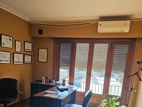 Oficina en Alquiler al Noreste