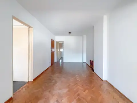 Departamento 1 dormitorio, cocina separada, balcon, centro