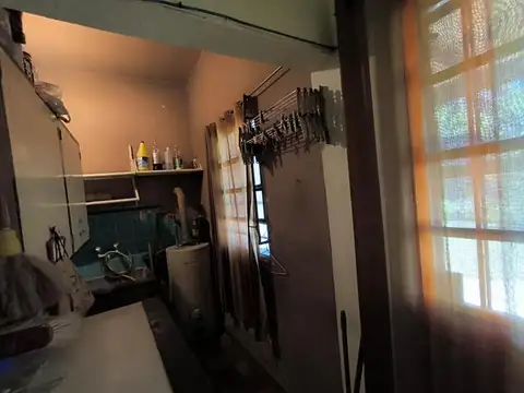 VENTA CASA 3 AMBIENTES CON PATIO CENTRO LOS POLVORINES