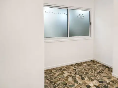 Local en Venta 56 años