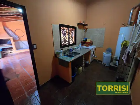 Depto Tipo Casa 4 ambientes con 1 baño