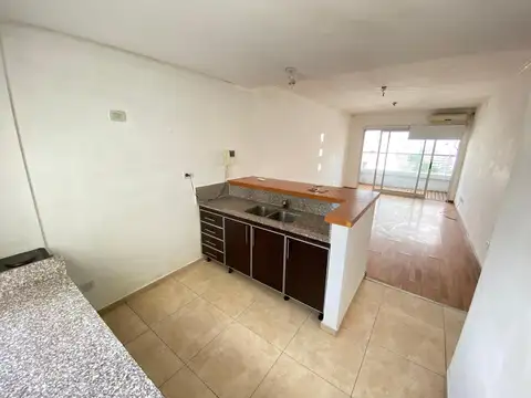 Departamento en Alquiler en La Plata, $ 950.000