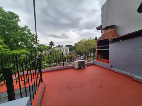Avenida Santa Fe al 800