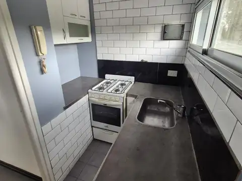 Depto Tipo Casa en Venta 40 años