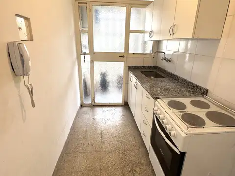 Departamento en Venta en Flores Norte, USD 68.000