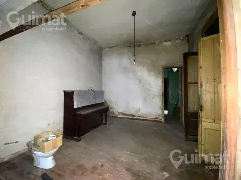 Casa 4 ambientes con 1 baño