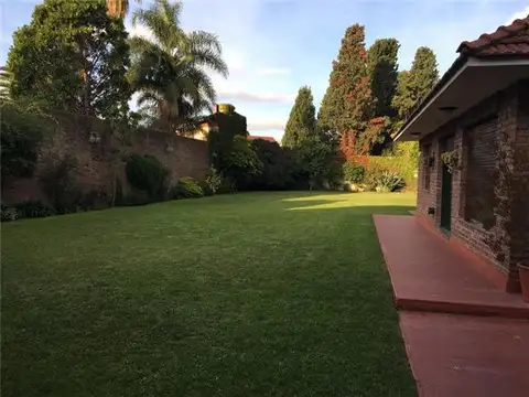 Casa en Venta en Lomas De Zamora, USD 800.000