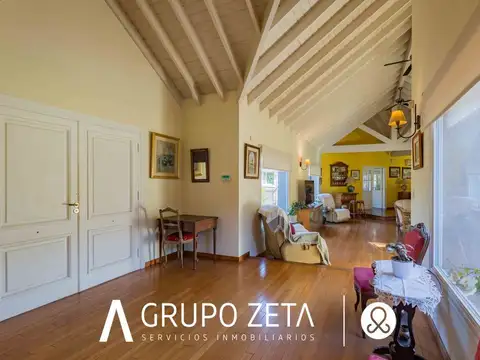 Casa 5 ambientes venta Barrio Privado Lomas de Fatima Pileta