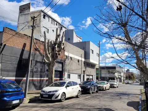 Galpon en Alquiler A Estrenar