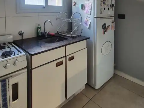 Depto Tipo Casa 5 ambientes con 1 baño