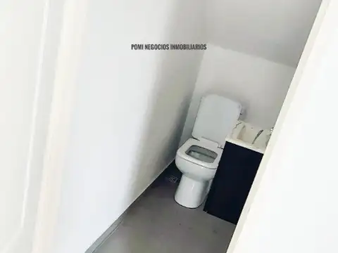 Casa 4 ambientes con 3 baños