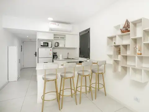 2 amb con balcon vidriado corrido, Humboldt y Paraguay