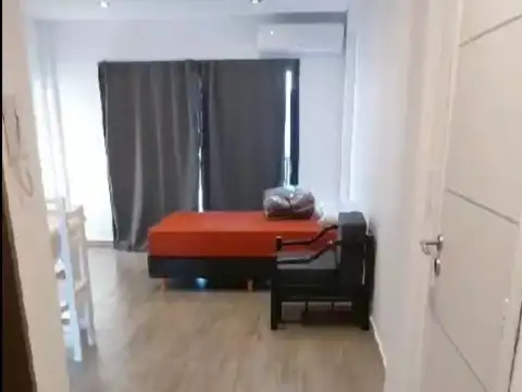 ZUVIRIA 100, Piso 7
