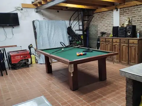 VENTA CASA 6AMB QUINCHO PARQUE PILETA BERNAL OESTE