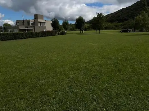 Terreno en Venta de 1299,0 m2