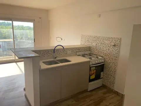 Departamento en venta - 2 Dormitorio 2 Baños - 130Mts2 - Adrogué