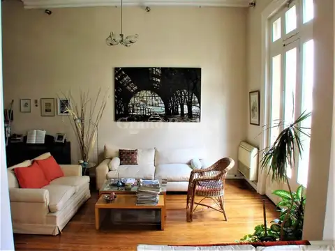 Av. Juan de Garay 800