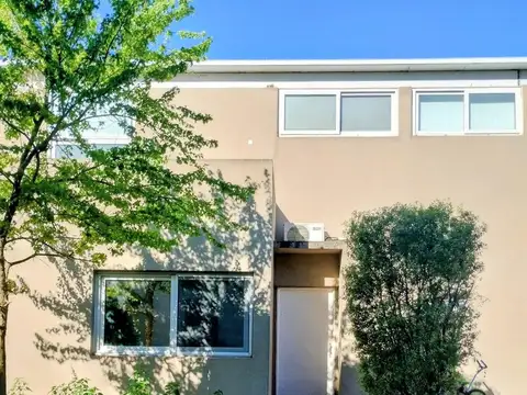 VENTA CASA 3 DORM LA NAZARENA PILAR OPORTUNIDAD