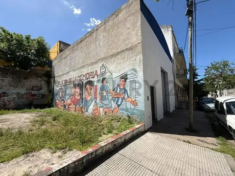 Galpon en Venta en Boca, USD 100.000