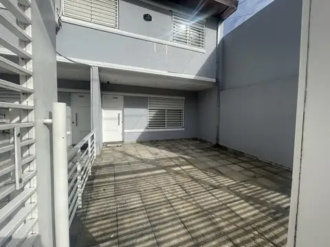 ALQUILER DÚPLEX 5 AMBIENTES EN VILLA ADELINA
