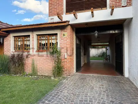 Casa en Venta en Ciudad Jardin del Palomar, USD 240.000