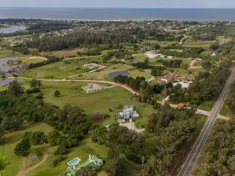 Terreno en Venta en Manantiales, USD 295.000