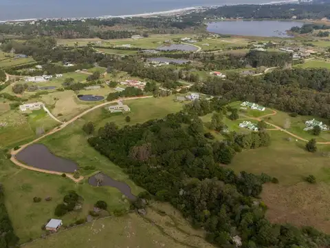 Terreno en Venta en Manantiales, USD 295.000