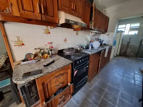 Casa 2 dormi patio a refaccionar Matienzo