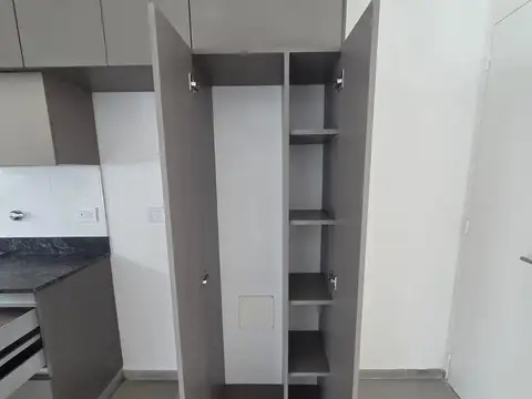 Casa 6 ambientes con 2 baños