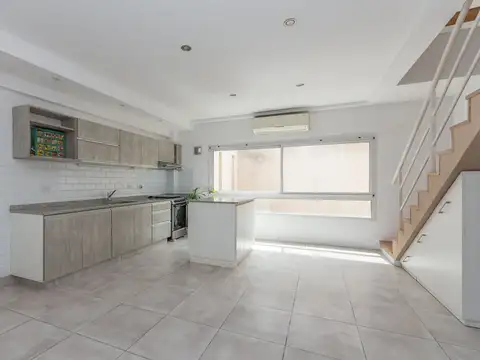 Depto Tipo Casa en Venta 6 años