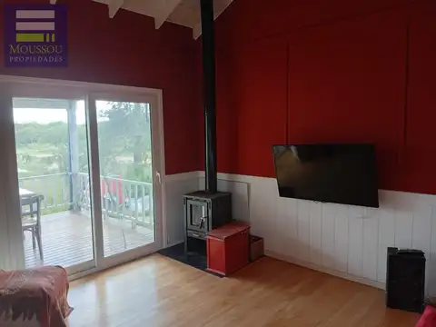 Casa 5 ambientes con 1 baño