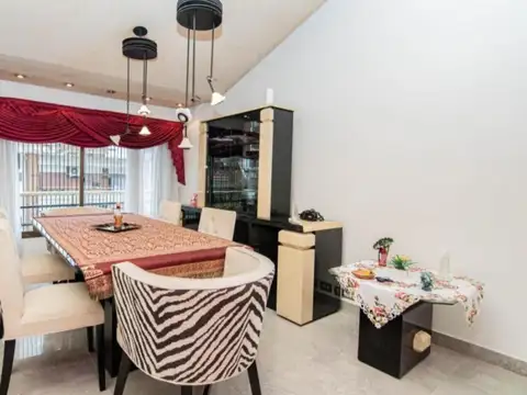 Departamento en Alquiler de 5 ambientes