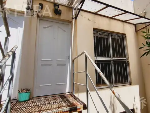 Alquiler Departamento 2 ambientes con balcón en Villa Dominico