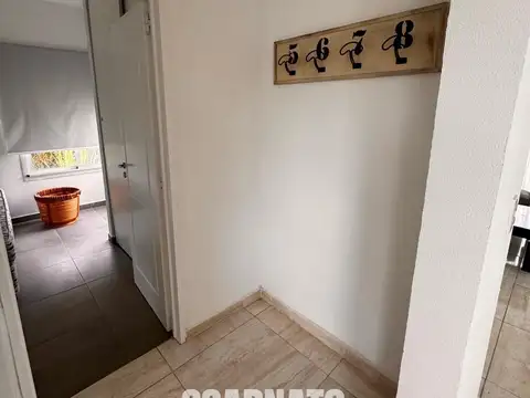 Casa en Venta con 5 cocheras