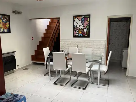 VENTA CASA 4 AMBIENTES, TERRAZA, QUINCHO CABALLITO