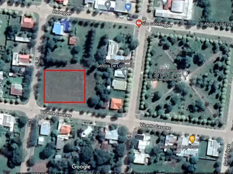 Se VENDE terreno en el centro de Las Garzas